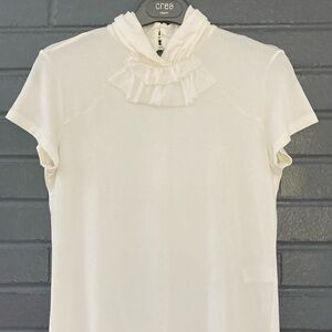 Rina Zin Ivory Color Short Sleeve Stretch High V-Neck Top w/Ruffle Jabot Size 0
